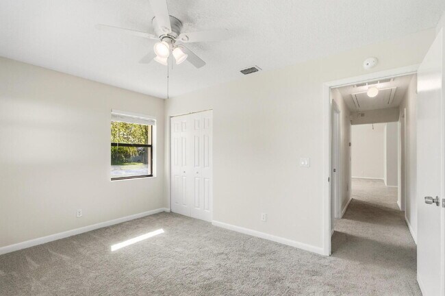 Building Photo - "Charming 3-Bedroom Oasis with 2 Baths on ...