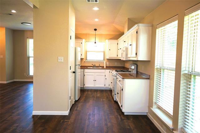 Building Photo - 6322 Woolwich Dr