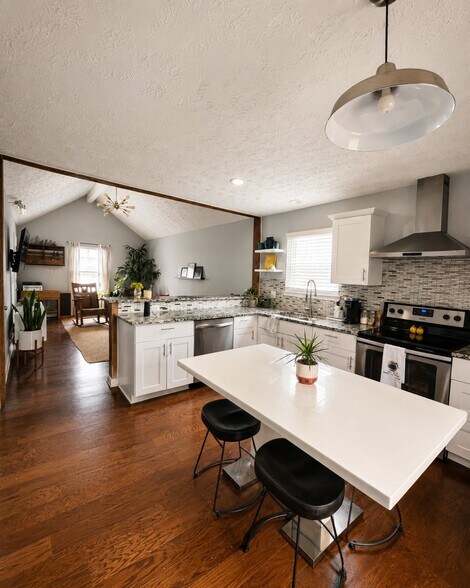 Building Photo - 2509 Slaydon Dr
