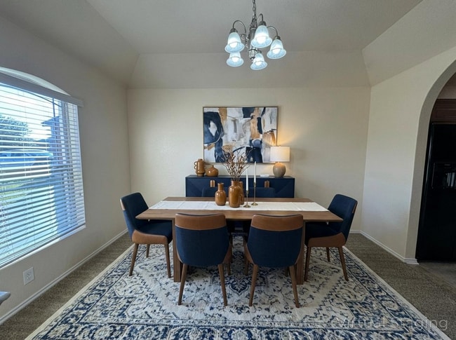 Building Photo - 9901 Diana Dr