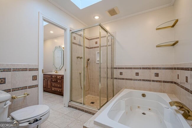 Building Photo - 45 Brandon Ridge Dr NE