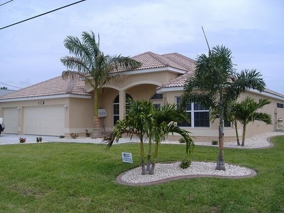 Building Photo - 1512 SE 20th St