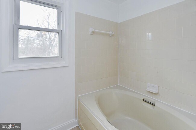 Building Photo - 4915 Colonel Contee Pl