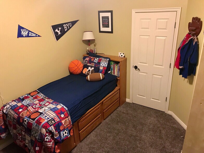 Downstairs Bedroom 3 - 3610 W Plymouth Rock Cv