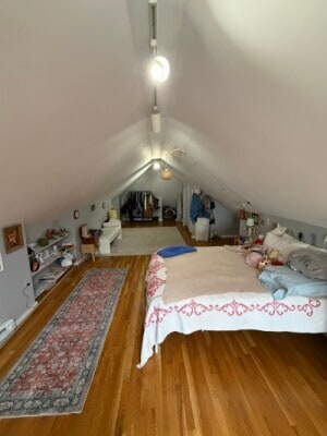 Building Photo - 121 Hillside St