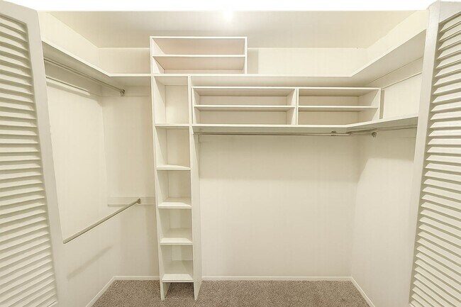 Building Photo - 3-Bedroom Home for Lease in Grand Prairie – 2,331 Sq Ft