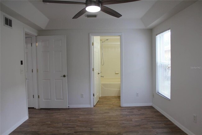 Building Photo - 1750 Horsechestnut Ct