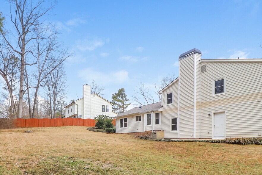 Building Photo - 4067 Keheley Glen Dr