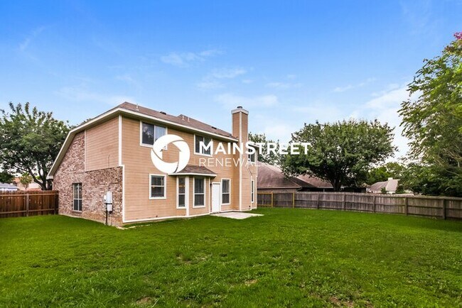 Building Photo - 3 Bedroom Pet-Friendly Home in Converse, TX with Main Street Renewal