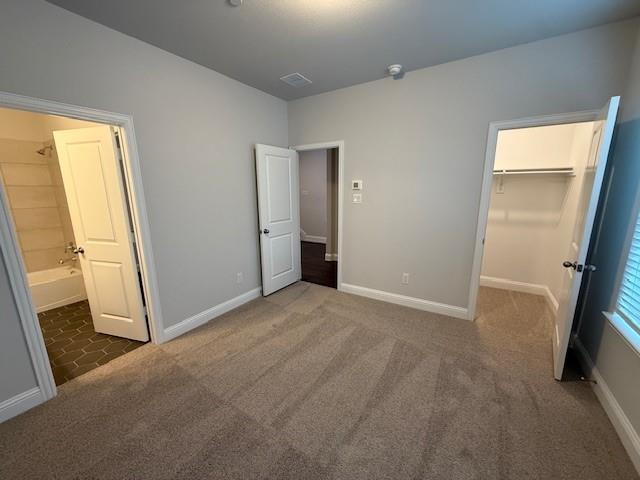 Building Photo - 305 Blackthorne Dr