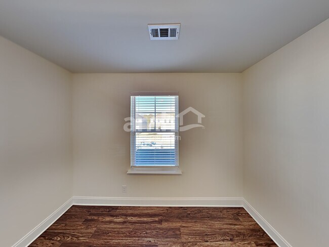 Building Photo - 4770 Chutney Drive