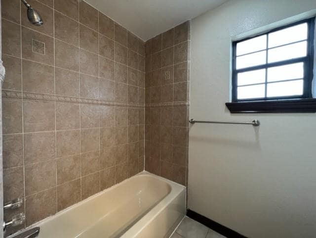 Building Photo - 615 Masterson Rd