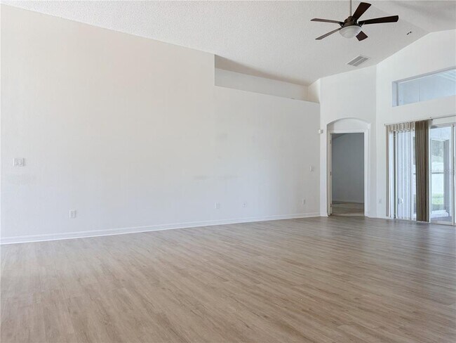 Building Photo - 2727 Corybrooke Ln