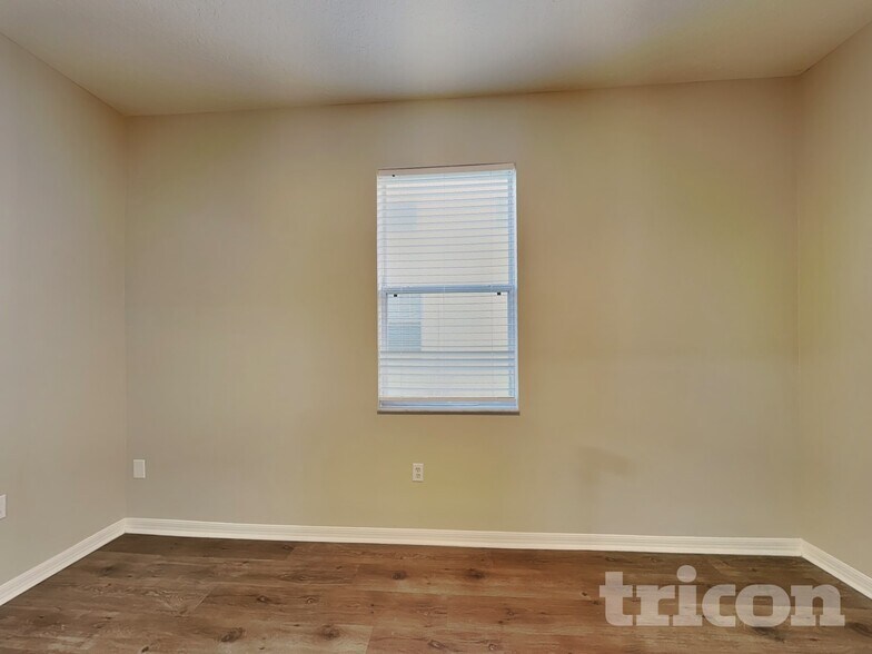 Building Photo - 19706 Timberbluff Dr