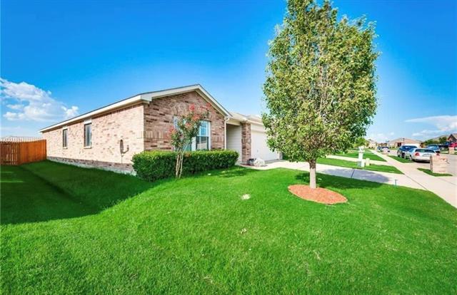 Building Photo - 2100 Pine Knoll Way