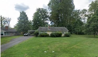 Building Photo - 7103 Oak Ridge Rd