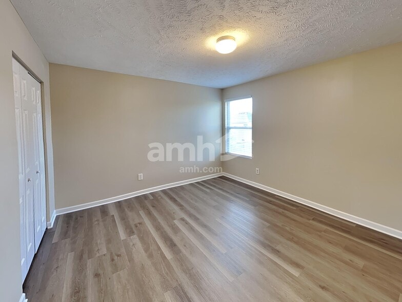 Building Photo - 3404 Boxelder Way