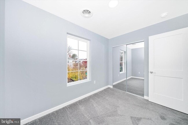 Building Photo - 17410 Gay St