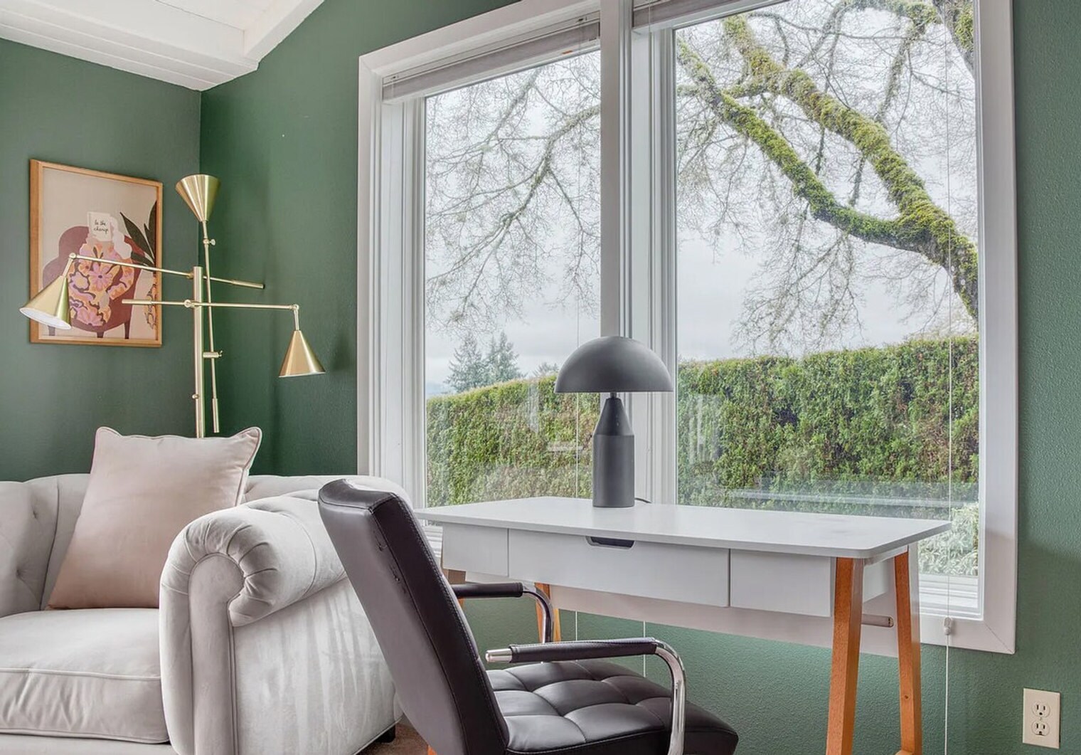 Building Photo - 16901 SE 25th St