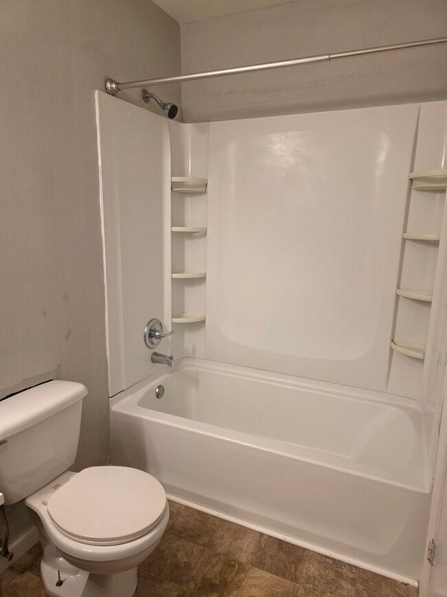 Building Photo - Townhouse in Newark/Bear Area