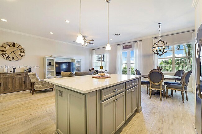 Building Photo - 140 Ocean Breeze Dr