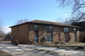 Building Photo - 212 College Park Dr