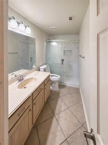 Building Photo - 3813 Cromwell Dr