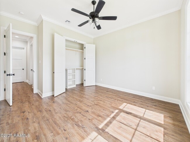 Building Photo - 104 Carriage Lakes Dr