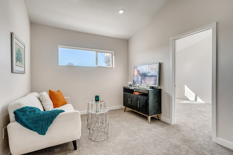 Building Photo - 708 Martin St