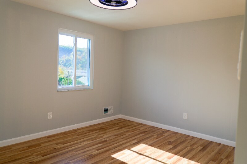 Building Photo - 526 Magazine St