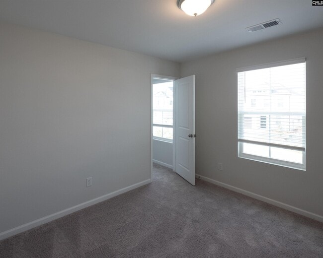 Building Photo - 815 N Desert Orch Ln