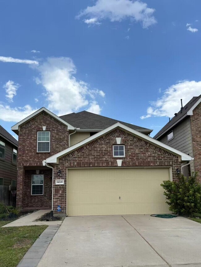 Primary Photo - 14246 Dos Palos Dr