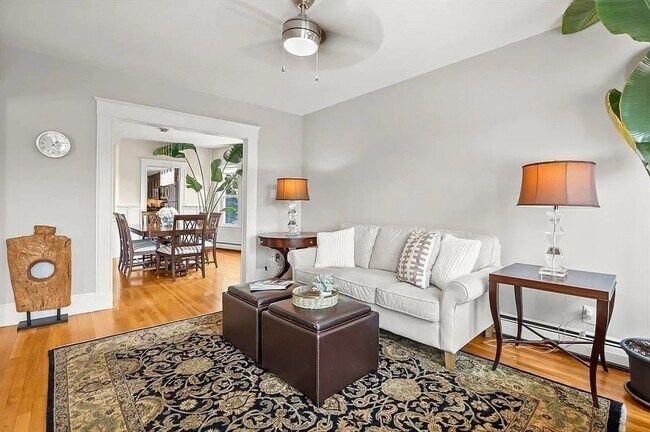 Building Photo - 25 Brayton Rd