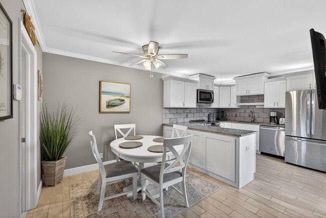 Building Photo - 112 Ocean Cove Dr