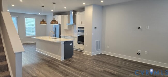 Building Photo - 10148 All Star Blvd