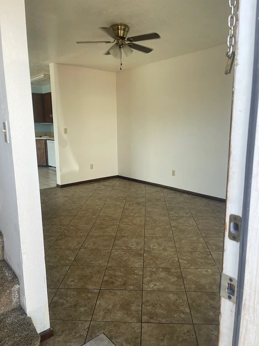 Building Photo - 1029 S 200 W
