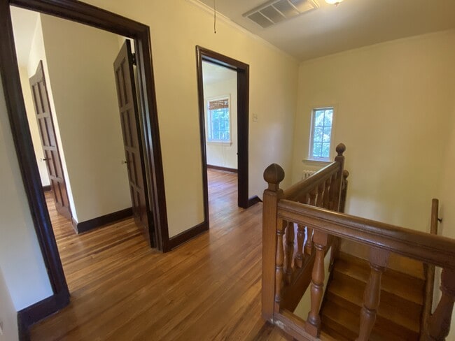 Building Photo - 14 Safe Harbor Village