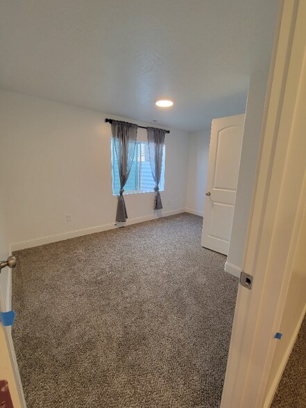 Building Photo - 1478 N Sage Dr