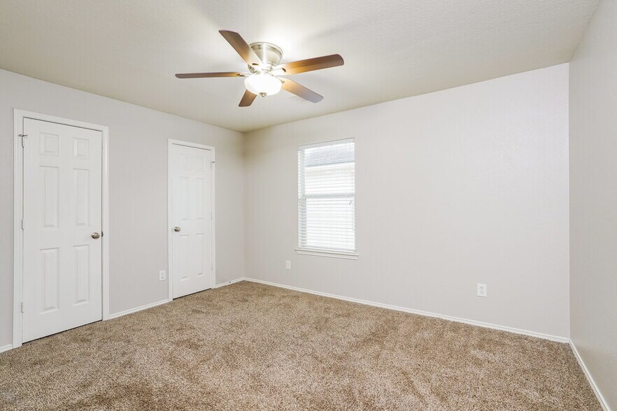 Building Photo - 20318 Clydesdale Ridge Dr