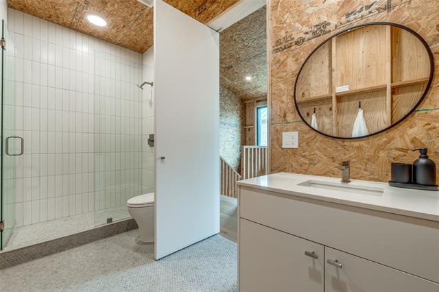 Building Photo - 903 Blackland Ct