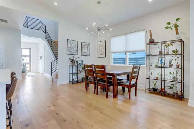 Building Photo - 7008 Zachary Dr