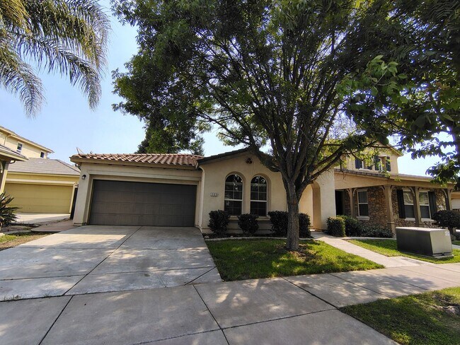 Building Photo - 363 Cabernet Dr