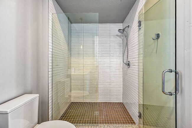 Building Photo - Luxury Condo steps from the Boise River an...