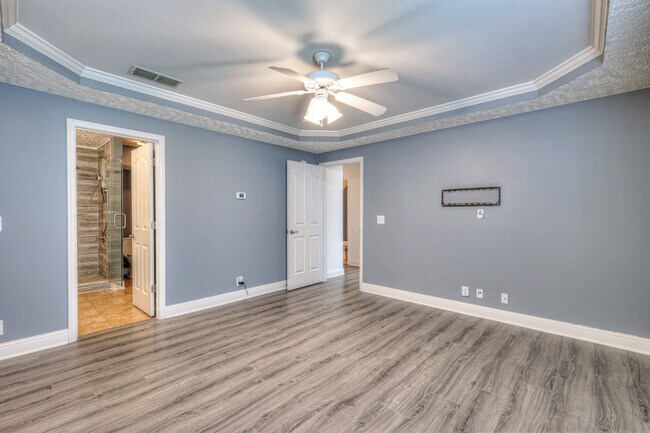 Building Photo - 2609 Westhaven Dr