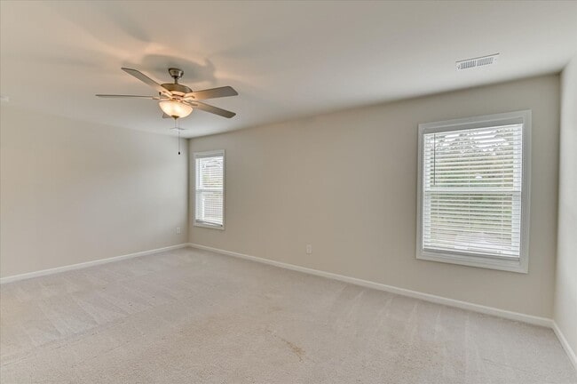 Building Photo - 6370 Whirlaway Rd