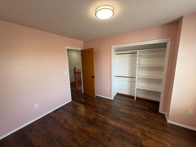 Building Photo - 757 Sphinx Ct NE