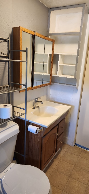 Building Photo - 1303 Rose St