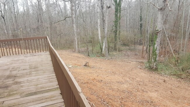 Building Photo - Duplex 2 bedroom 1 bath