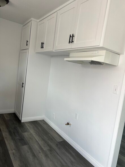 Building Photo - 5205 Corona Ave