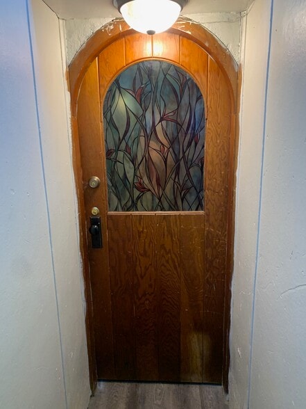 Front Door - 709 Farlow Ave